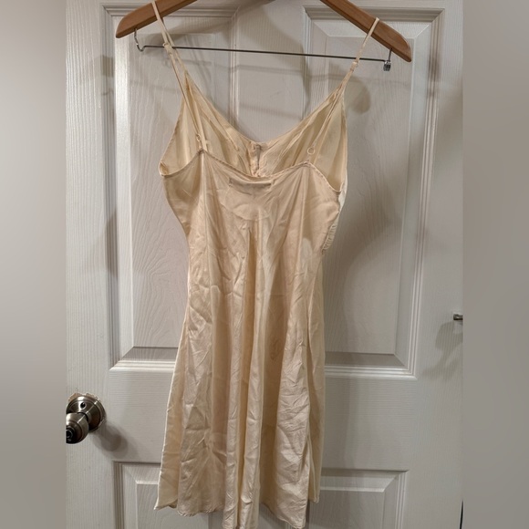 VTG 90s Y2K Victoria's Secret Silk Intimates Sleepwear Dress Fabric Buttons - Picture 4 of 5